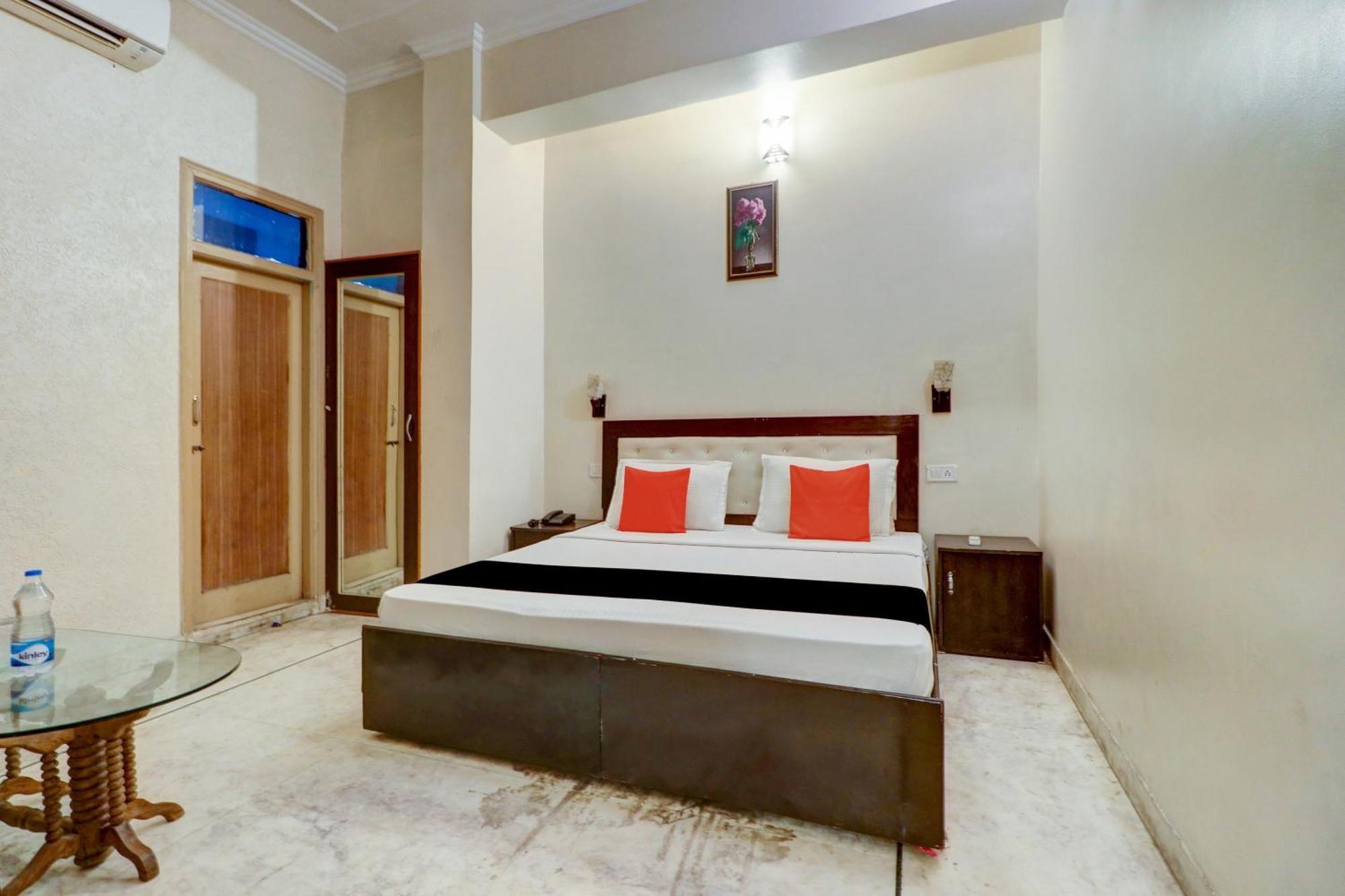 Hotel Capital O Divine Amritsar Exterior foto